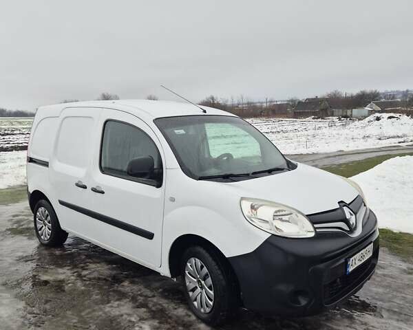 Білий Рено Кєнгу, об'ємом двигуна 1.46 л та пробігом 243 тис. км за 5900 $, фото 3 на Automoto.ua