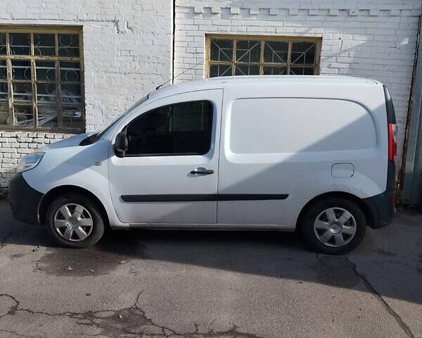 Білий Рено Кєнгу, об'ємом двигуна 1.46 л та пробігом 280 тис. км за 6500 $, фото 3 на Automoto.ua