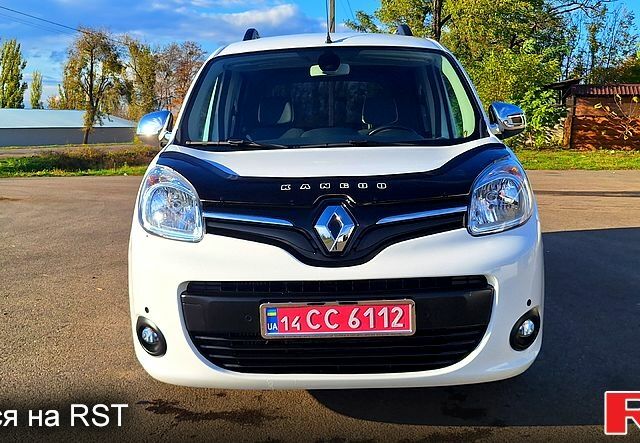 Білий Рено Кєнгу, об'ємом двигуна 1.5 л та пробігом 64 тис. км за 12500 $, фото 1 на Automoto.ua