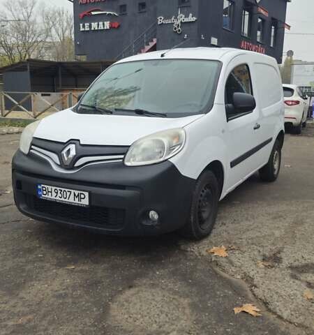 Белый Рено Кенгу, объемом двигателя 1.46 л и пробегом 236 тыс. км за 6500 $, фото 6 на Automoto.ua