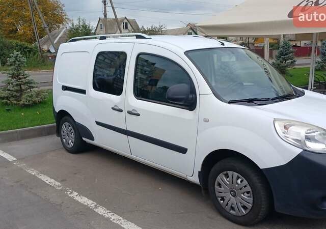 Рено Кєнгу 2015 у Броварах на Automoto.ua Білий Рено Кєнгу, об'ємом двигуна 1.46 л та пробігом 225 тис. км за 8500 $, фото 3 на Automoto.ua