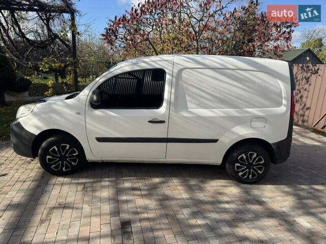 Белый Рено Кенгу, объемом двигателя 1.46 л и пробегом 328 тыс. км за 6800 $, фото 5 на Automoto.ua