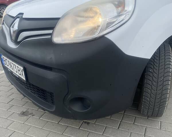 Белый Рено Кенгу, объемом двигателя 1.5 л и пробегом 184 тыс. км за 8390 $, фото 5 на Automoto.ua