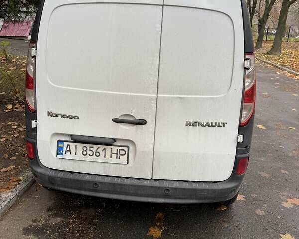 Белый Рено Кенгу, объемом двигателя 1.46 л и пробегом 330 тыс. км за 5200 $, фото 2 на Automoto.ua