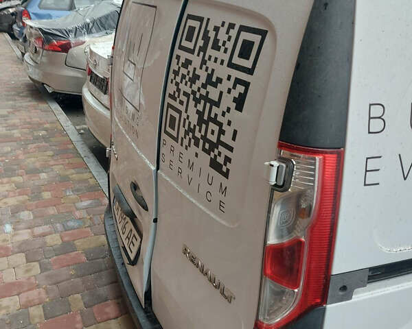 Белый Рено Кенгу, объемом двигателя 1.5 л и пробегом 300 тыс. км за 2500 $, фото 6 на Automoto.ua