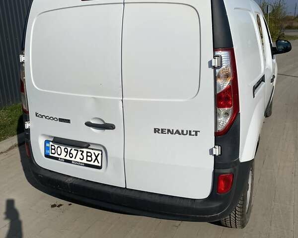 Белый Рено Кенгу, объемом двигателя 1.5 л и пробегом 184 тыс. км за 8390 $, фото 3 на Automoto.ua