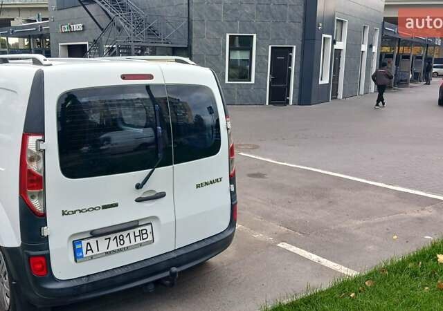 Рено Кєнгу 2015 у Броварах на Automoto.ua Білий Рено Кєнгу, об'ємом двигуна 1.46 л та пробігом 225 тис. км за 8500 $, фото 9 на Automoto.ua