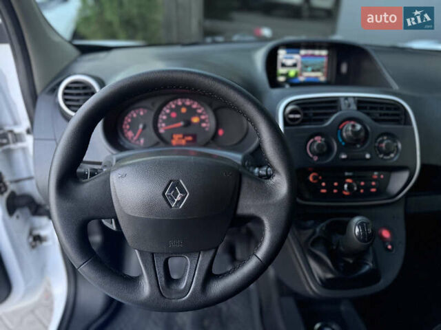 Білий Рено Кєнгу, об'ємом двигуна 1.5 л та пробігом 240 тис. км за 7200 $, фото 9 на Automoto.ua