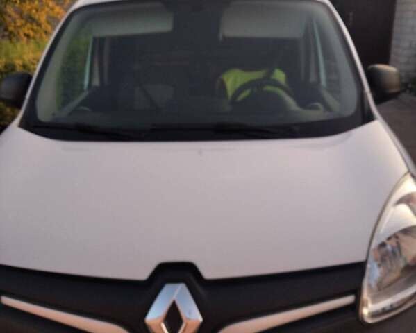 Білий Рено Кєнгу, об'ємом двигуна 1.46 л та пробігом 131 тис. км за 9000 $, фото 2 на Automoto.ua