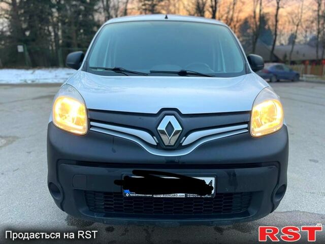 Білий Рено Кєнгу, об'ємом двигуна 15 л та пробігом 300 тис. км за 12000 $, фото 3 на Automoto.ua