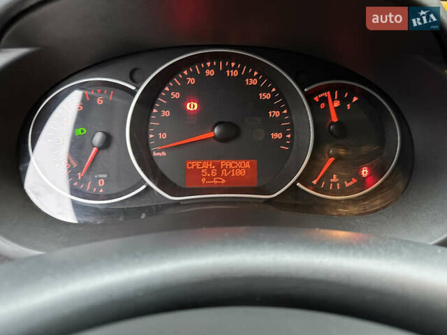 Білий Рено Кєнгу, об'ємом двигуна 1.5 л та пробігом 211 тис. км за 7999 $, фото 29 на Automoto.ua