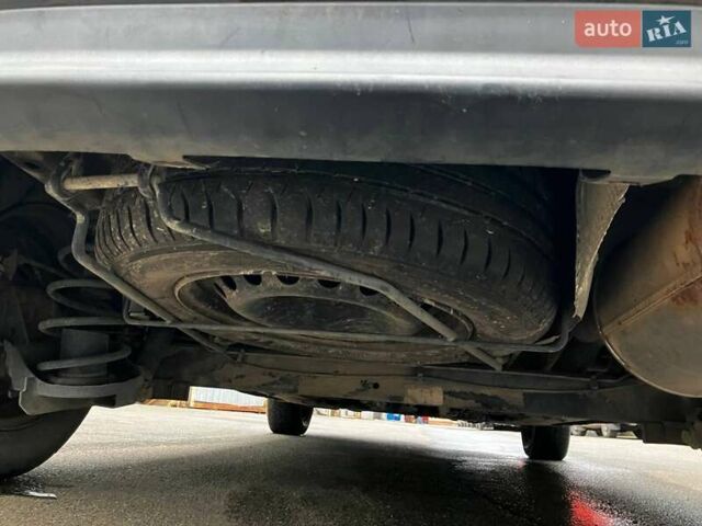 Белый Рено Кенгу, объемом двигателя 1.5 л и пробегом 175 тыс. км за 9500 $, фото 18 на Automoto.ua