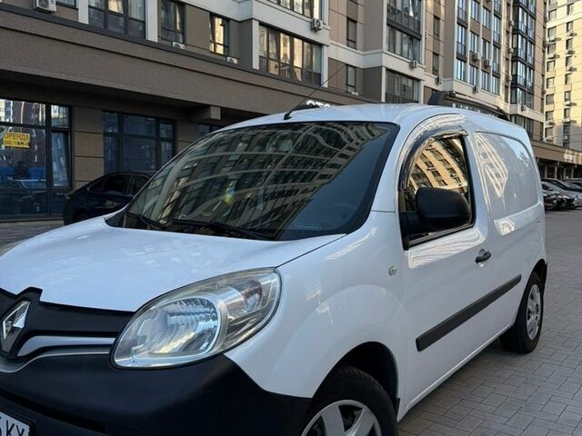 Білий Рено Кєнгу, об'ємом двигуна 1.5 л та пробігом 174 тис. км за 6250 $, фото 2 на Automoto.ua