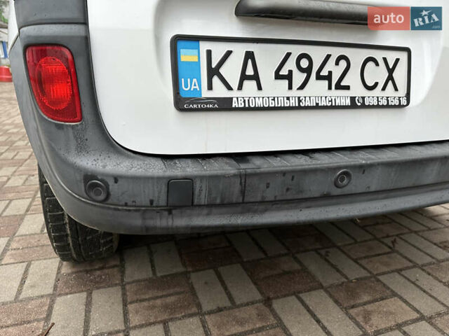 Білий Рено Кєнгу, об'ємом двигуна 1.5 л та пробігом 211 тис. км за 7999 $, фото 19 на Automoto.ua