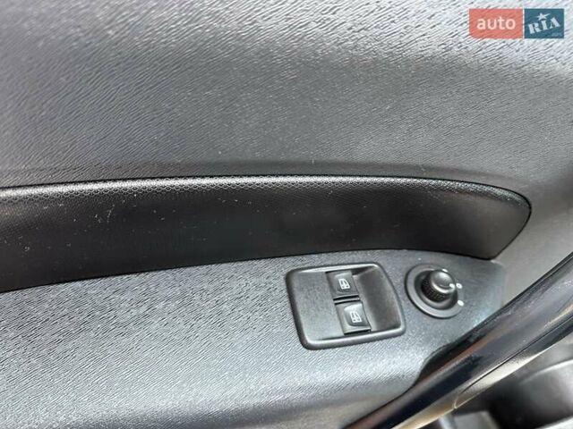 Белый Рено Кенгу, объемом двигателя 0 л и пробегом 46 тыс. км за 12100 $, фото 27 на Automoto.ua