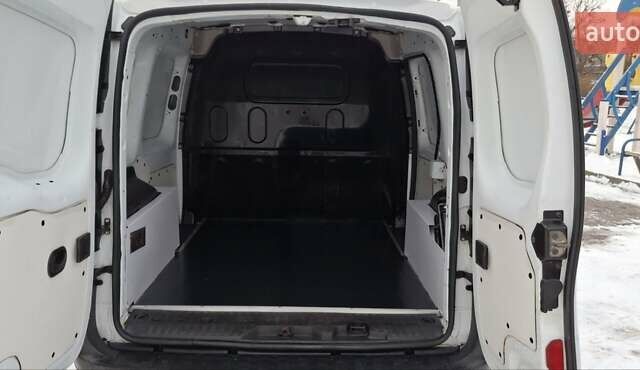 Білий Рено Кєнгу, об'ємом двигуна 0 л та пробігом 52 тис. км за 9800 $, фото 8 на Automoto.ua