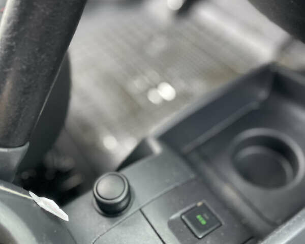 Белый Рено Кенгу, объемом двигателя 1.46 л и пробегом 161 тыс. км за 8200 $, фото 11 на Automoto.ua