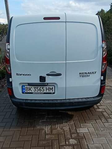 Білий Рено Кєнгу, об'ємом двигуна 1.46 л та пробігом 150 тис. км за 9199 $, фото 1 на Automoto.ua