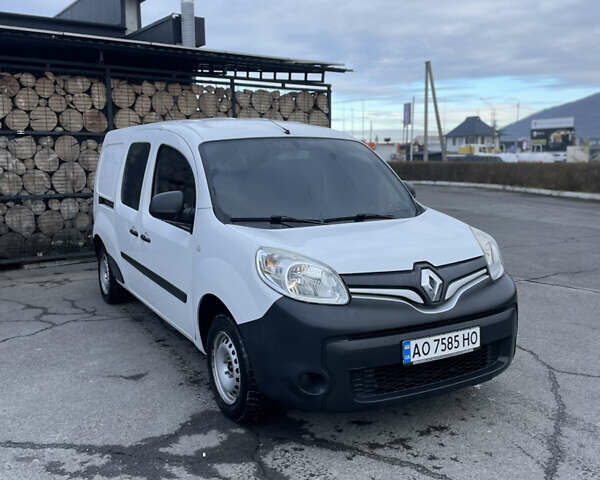 Белый Рено Кенгу, объемом двигателя 1.46 л и пробегом 161 тыс. км за 8200 $, фото 1 на Automoto.ua