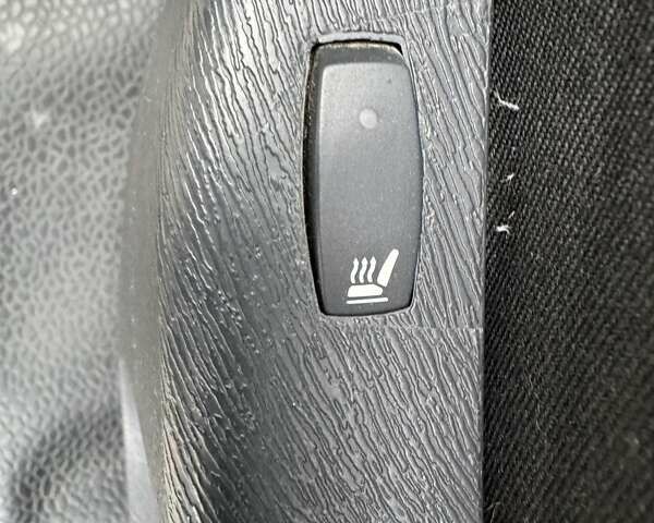 Белый Рено Кенгу, объемом двигателя 1.5 л и пробегом 205 тыс. км за 9600 $, фото 16 на Automoto.ua