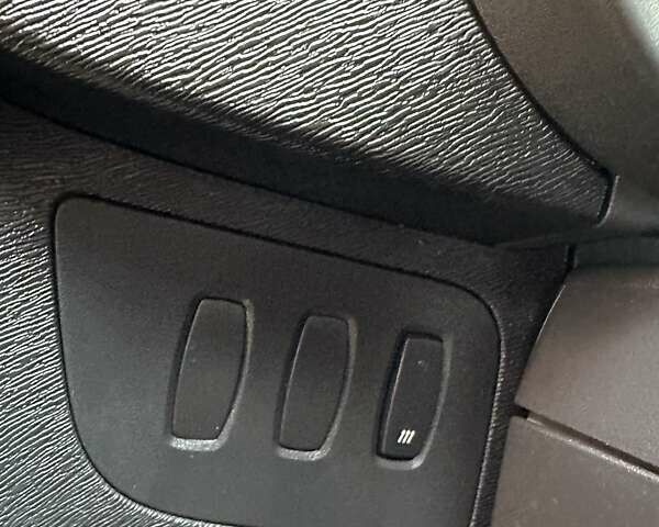 Белый Рено Кенгу, объемом двигателя 0 л и пробегом 25 тыс. км за 12400 $, фото 31 на Automoto.ua