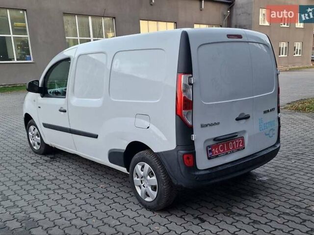 Белый Рено Кенгу, объемом двигателя 0 л и пробегом 92 тыс. км за 9600 $, фото 6 на Automoto.ua