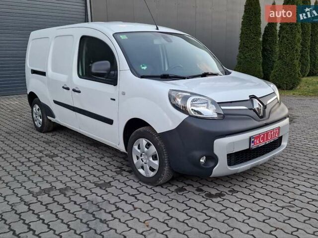 Белый Рено Кенгу, объемом двигателя 0 л и пробегом 92 тыс. км за 9600 $, фото 7 на Automoto.ua