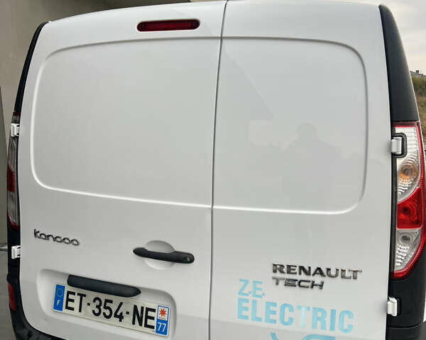 Рено Кєнгу 2018 у Луцьку на Automoto.ua Білий Рено Кєнгу, об'ємом двигуна 0 л та пробігом 20 тис. км за 9700 $, фото 8 на Automoto.ua