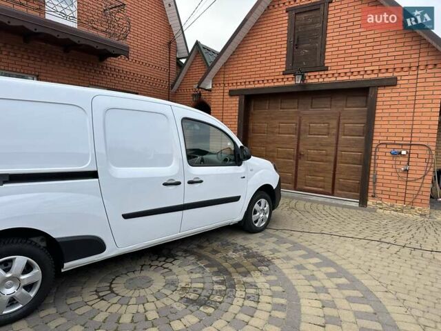 Білий Рено Кєнгу, об'ємом двигуна 0 л та пробігом 27 тис. км за 12800 $, фото 13 на Automoto.ua