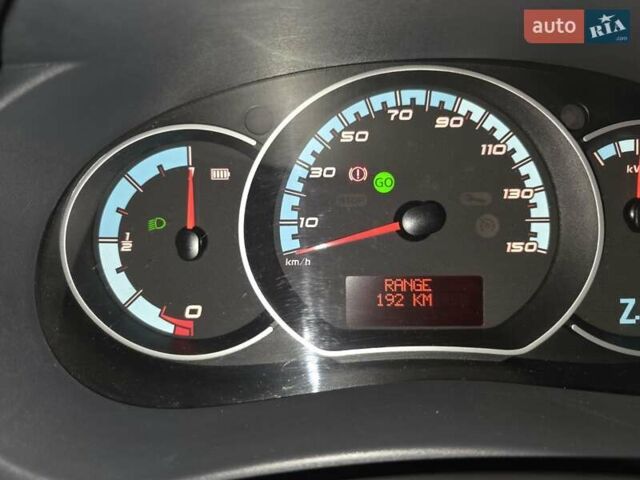 Білий Рено Кєнгу, об'ємом двигуна 0 л та пробігом 57 тис. км за 12400 $, фото 8 на Automoto.ua