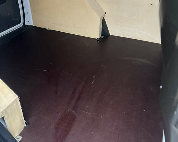 Рено Кєнгу 2018 у Луцьку на Automoto.ua Білий Рено Кєнгу, об'ємом двигуна 0 л та пробігом 20 тис. км за 9700 $, фото 15 на Automoto.ua