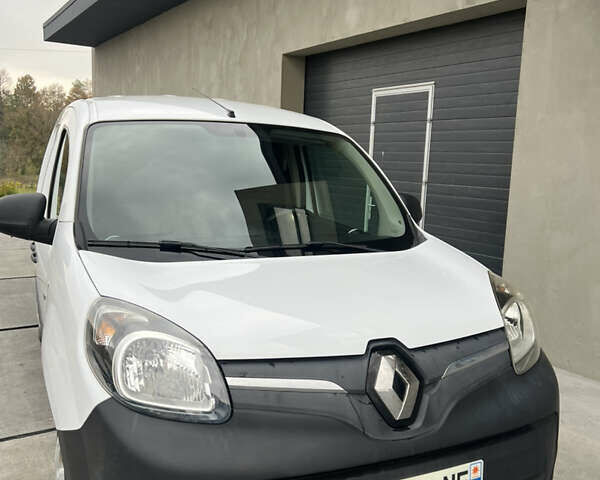 Рено Кєнгу 2018 у Луцьку на Automoto.ua Білий Рено Кєнгу, об'ємом двигуна 0 л та пробігом 20 тис. км за 9700 $, фото 5 на Automoto.ua