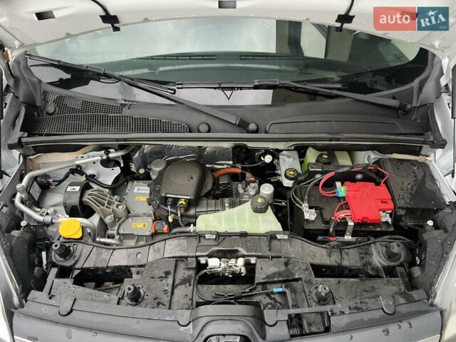 Рено Кєнгу 2018 у Луцьку на Automoto.ua Білий Рено Кєнгу, об'ємом двигуна 0 л та пробігом 20 тис. км за 9700 $, фото 4 на Automoto.ua