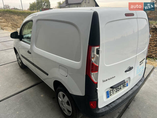 Рено Кєнгу 2018 у Луцьку на Automoto.ua Білий Рено Кєнгу, об'ємом двигуна 0 л та пробігом 20 тис. км за 9700 $, фото 7 на Automoto.ua