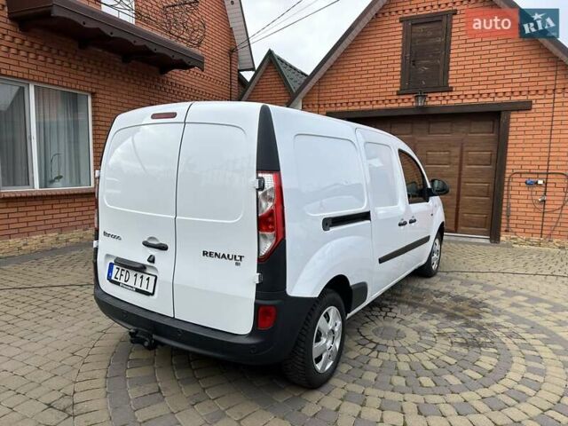 Білий Рено Кєнгу, об'ємом двигуна 0 л та пробігом 27 тис. км за 12800 $, фото 12 на Automoto.ua