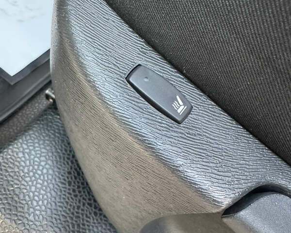 Білий Рено Кєнгу, об'ємом двигуна 0 л та пробігом 51 тис. км за 9800 $, фото 22 на Automoto.ua