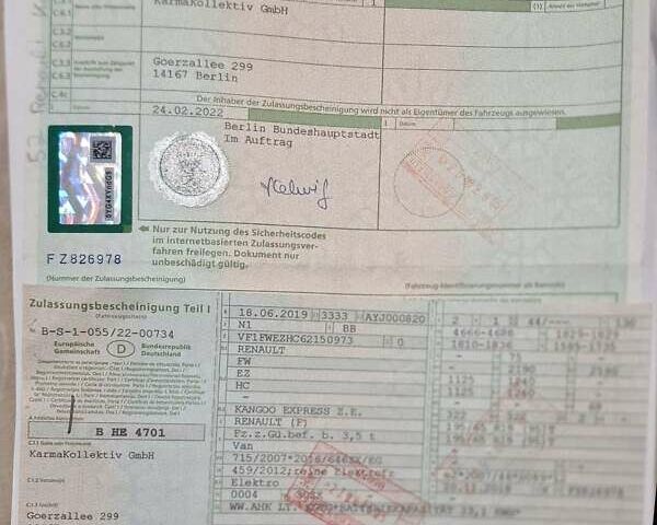 Белый Рено Кенгу, объемом двигателя 0 л и пробегом 92 тыс. км за 9600 $, фото 28 на Automoto.ua