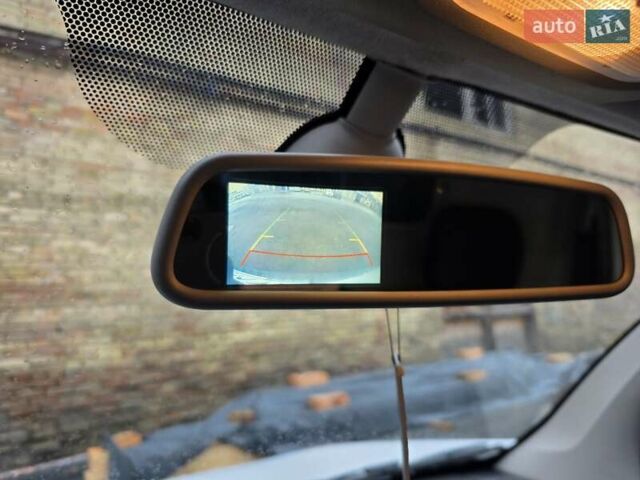 Білий Рено Кєнгу, об'ємом двигуна 0 л та пробігом 57 тис. км за 12400 $, фото 4 на Automoto.ua