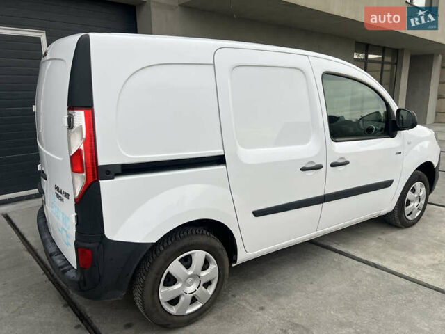 Рено Кєнгу 2018 у Луцьку на Automoto.ua Білий Рено Кєнгу, об'ємом двигуна 0 л та пробігом 20 тис. км за 9700 $, фото 9 на Automoto.ua