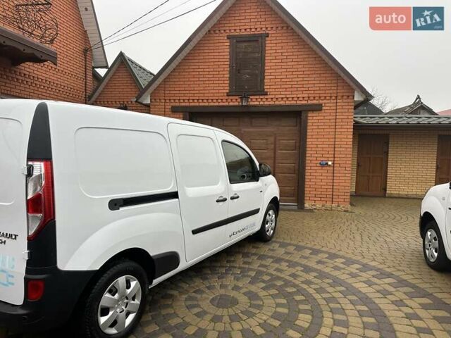 Белый Рено Кенгу, объемом двигателя 0 л и пробегом 25 тыс. км за 12400 $, фото 16 на Automoto.ua