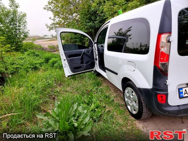 Белый Рено Кенгу, объемом двигателя 1.5 л и пробегом 91 тыс. км за 9999 $, фото 6 на Automoto.ua