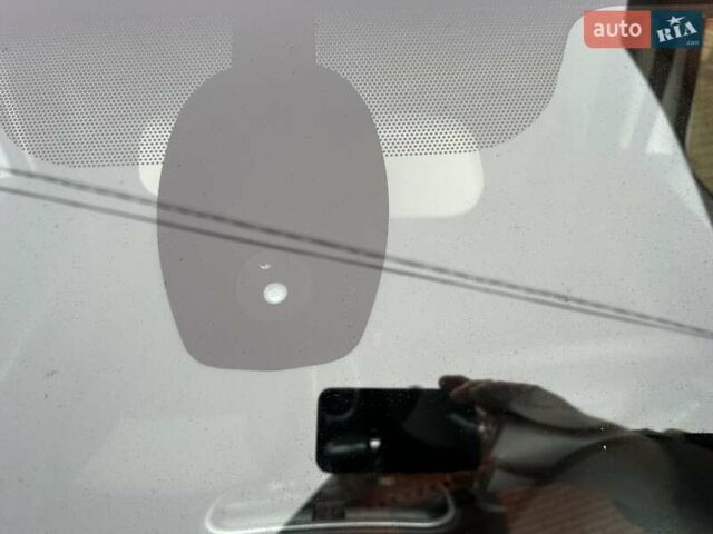 Белый Рено Кенгу, объемом двигателя 0 л и пробегом 25 тыс. км за 12400 $, фото 22 на Automoto.ua