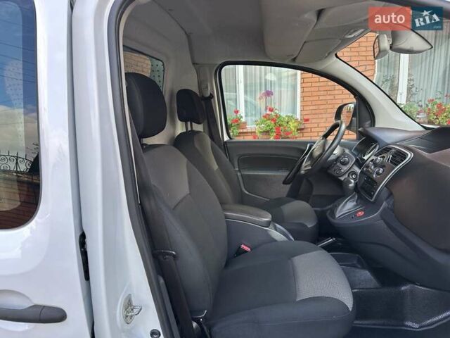 Білий Рено Кєнгу, об'ємом двигуна 0 л та пробігом 37 тис. км за 11700 $, фото 47 на Automoto.ua