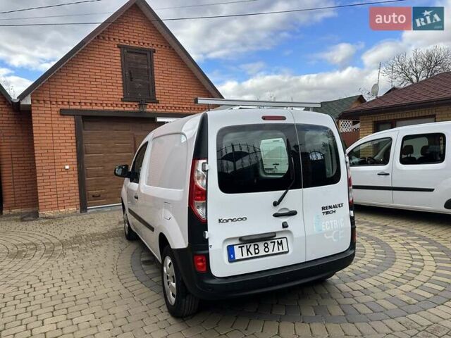 Білий Рено Кєнгу, об'ємом двигуна 0 л та пробігом 37 тис. км за 11700 $, фото 9 на Automoto.ua