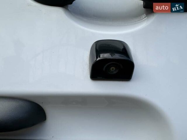Білий Рено Кєнгу, об'ємом двигуна 0 л та пробігом 37 тис. км за 11700 $, фото 29 на Automoto.ua