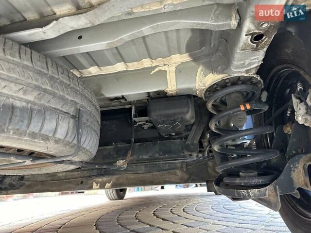 Білий Рено Кєнгу, об'ємом двигуна 0 л та пробігом 37 тис. км за 11700 $, фото 38 на Automoto.ua