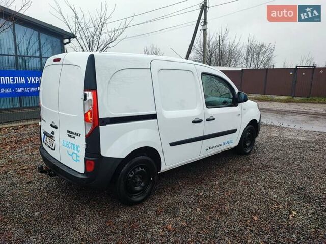 Белый Рено Кенгу, объемом двигателя 0 л и пробегом 80 тыс. км за 9900 $, фото 1 на Automoto.ua