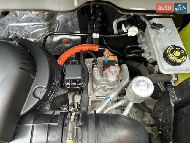 Білий Рено Кєнгу, об'ємом двигуна 0 л та пробігом 21 тис. км за 13400 $, фото 76 на Automoto.ua