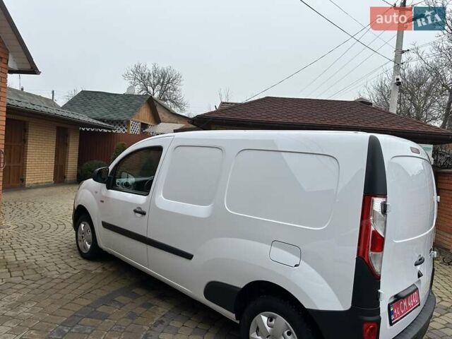 Білий Рено Кєнгу, об'ємом двигуна 0 л та пробігом 21 тис. км за 13400 $, фото 9 на Automoto.ua