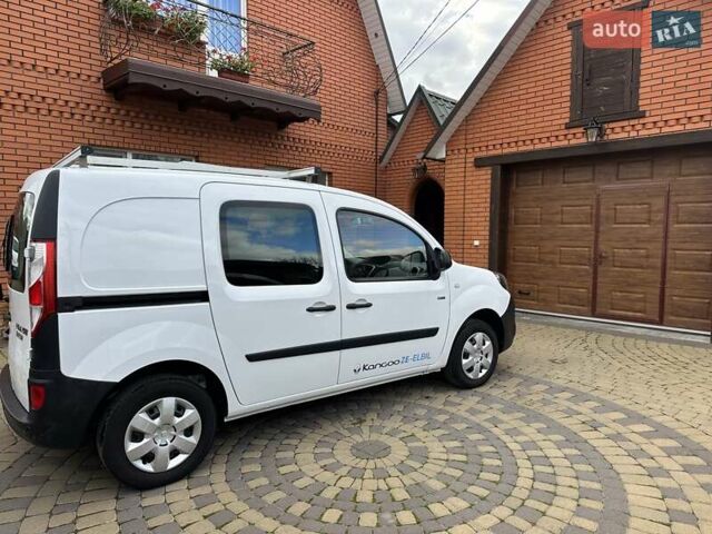 Білий Рено Кєнгу, об'ємом двигуна 0 л та пробігом 37 тис. км за 11700 $, фото 13 на Automoto.ua